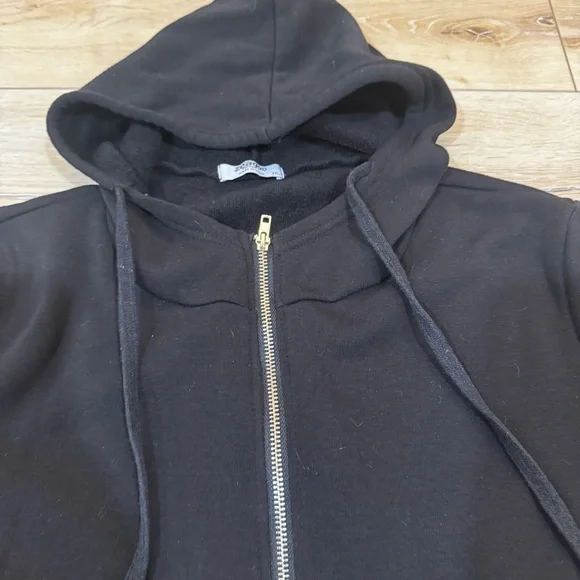 Zeagoo black long sleeved zip up hoodie with drawstrings, front pockets, XXL. - Picture 3 of 10